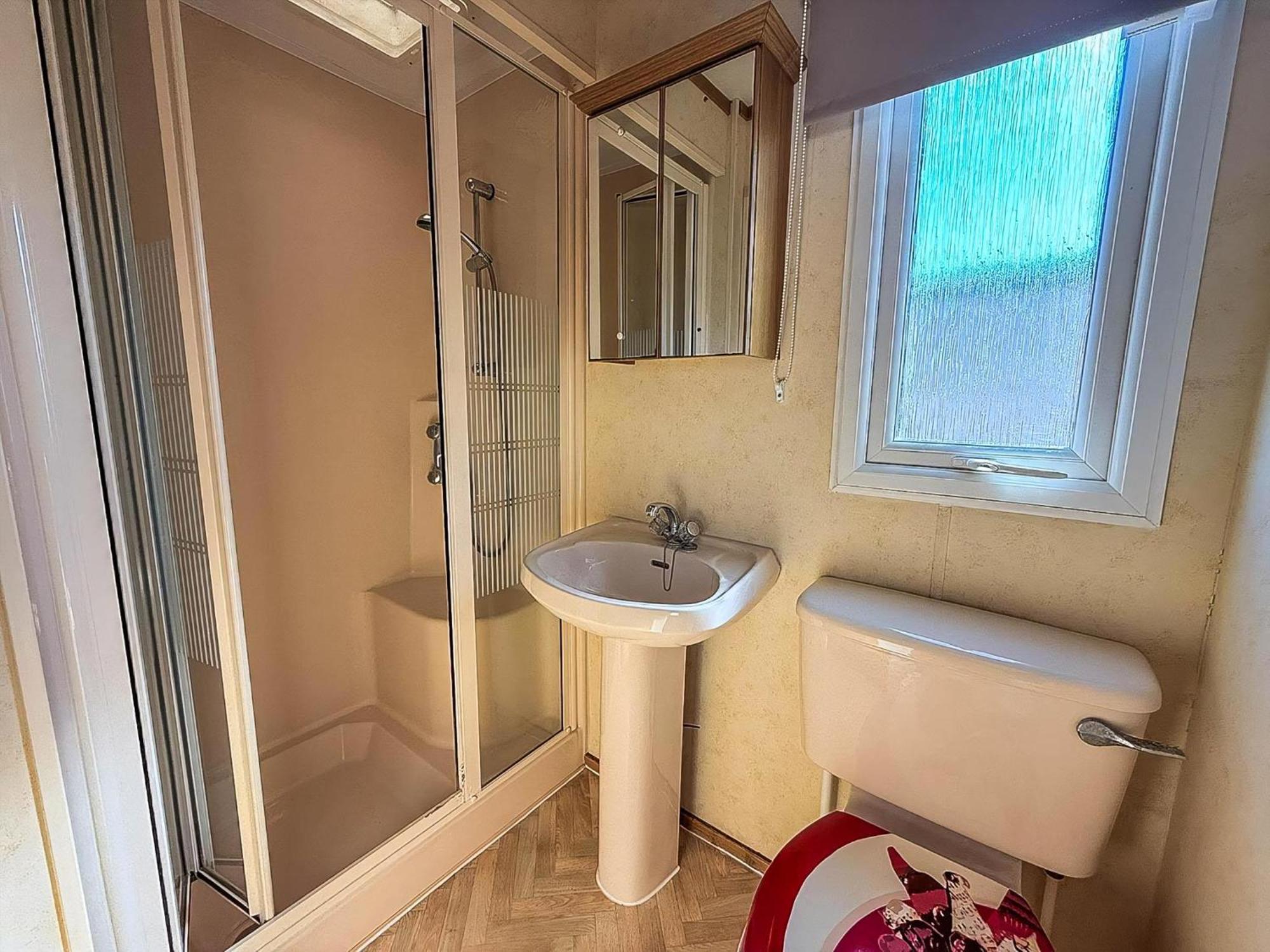6 Berth Caravan By The Beach In Hunstanton In Norfolk, Pets Welcome Ref 13009L Exterior photo