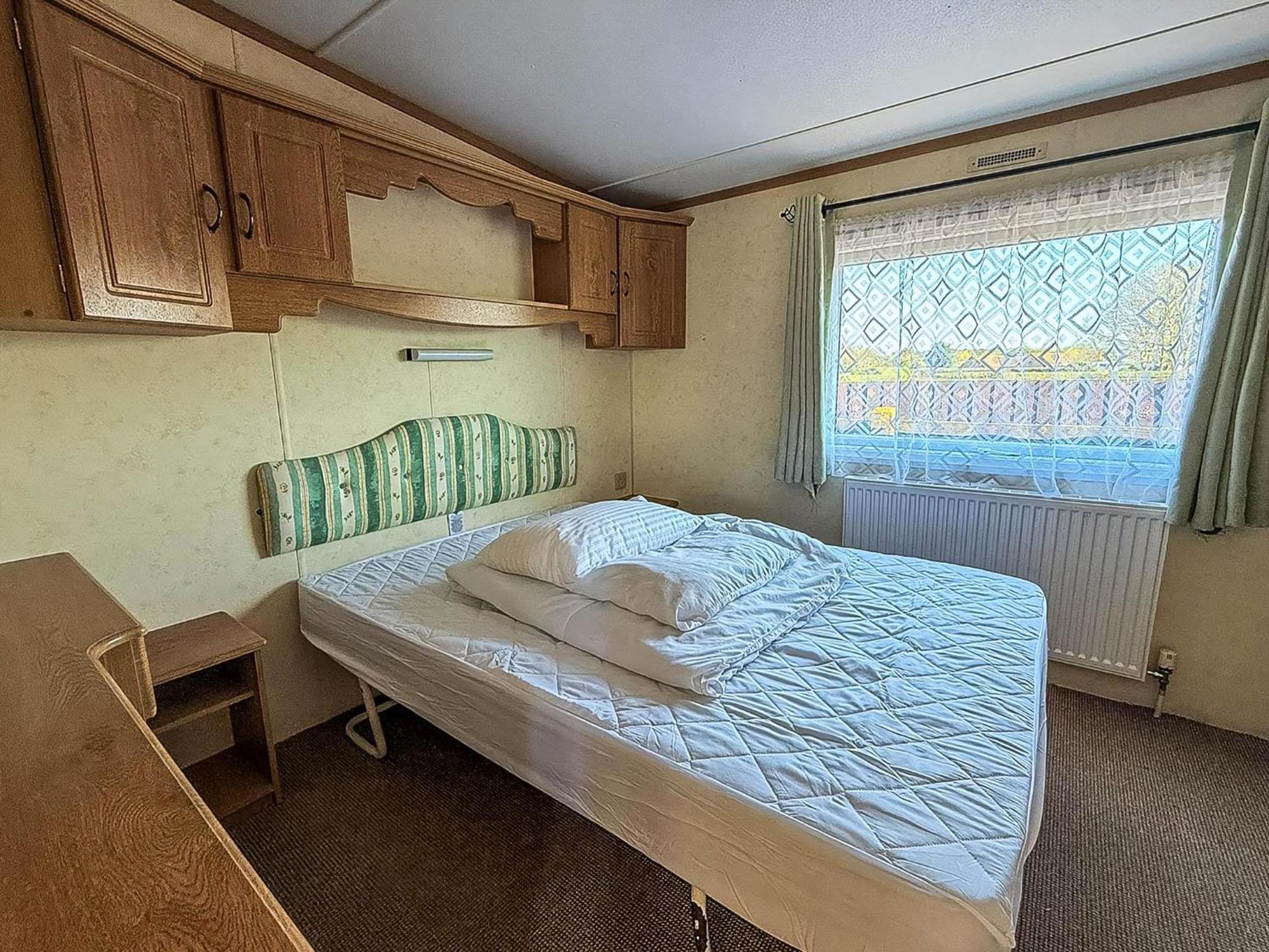 6 Berth Caravan By The Beach In Hunstanton In Norfolk, Pets Welcome Ref 13009L Exterior photo