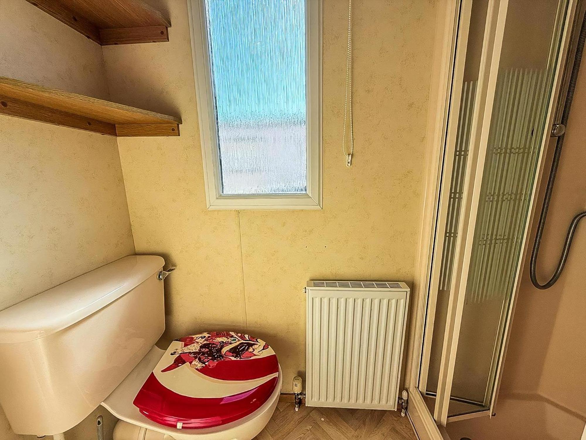 6 Berth Caravan By The Beach In Hunstanton In Norfolk, Pets Welcome Ref 13009L Exterior photo